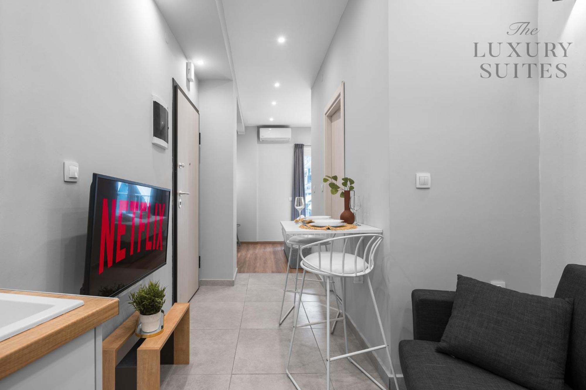 Mavili, The Luxury Suites Thessaloniki Exterior foto